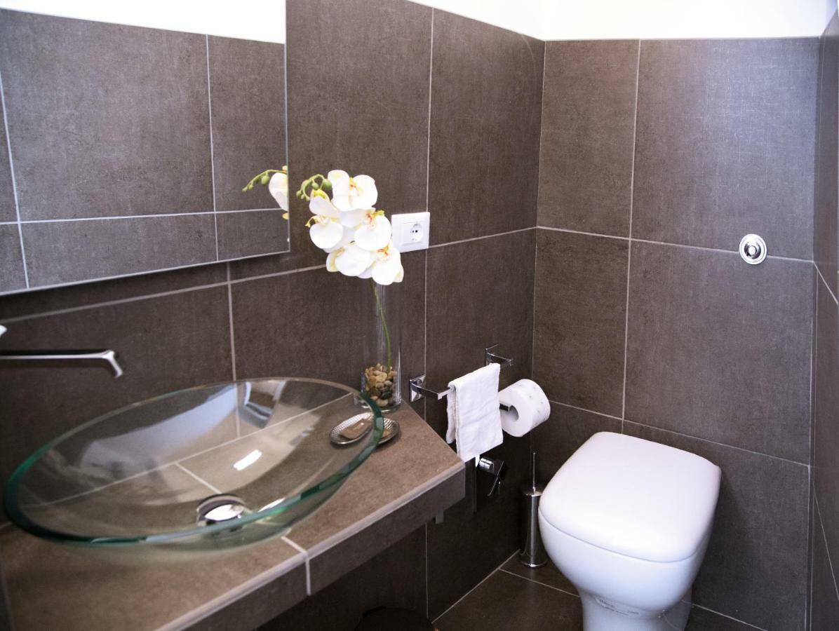 H-Aviva Giubbonari Apartment Ρώμη Εξωτερικό φωτογραφία